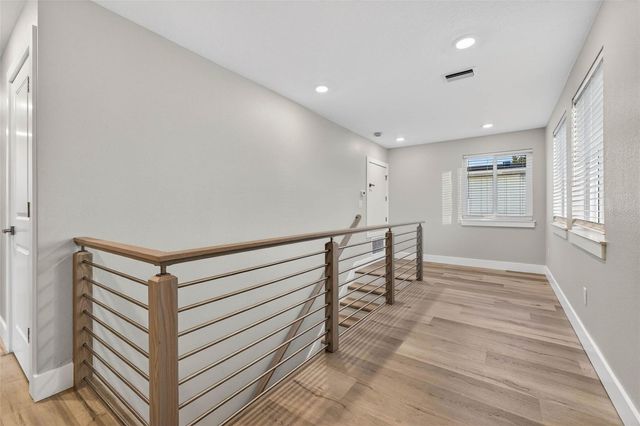 2540 34TH AVENUE N, St Petersburg, FL 33713