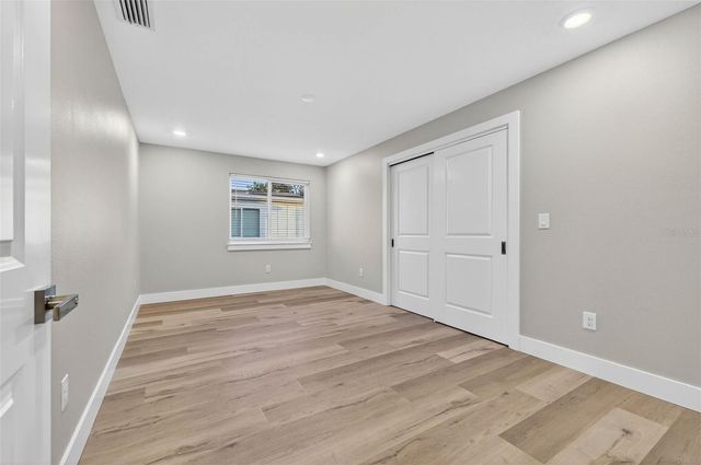 2540 34TH AVENUE N, St Petersburg, FL 33713