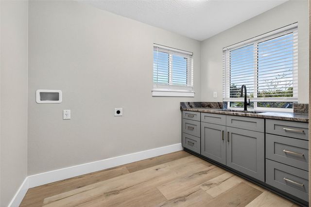 2540 34TH AVENUE N, St Petersburg, FL 33713