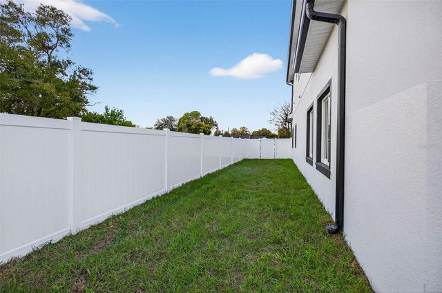 2540 34TH AVENUE N, St Petersburg, FL 33713