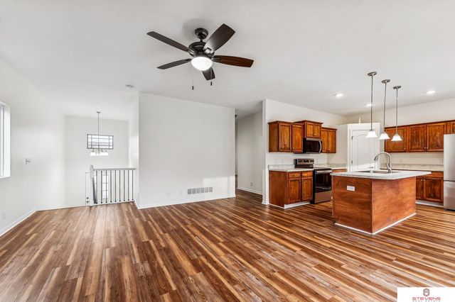 13919 Wood Valley Drive, Omaha, NE 68142