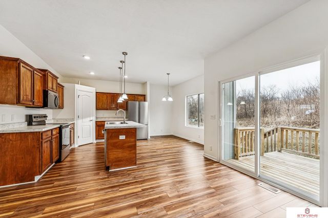 13919 Wood Valley Drive, Omaha, NE 68142