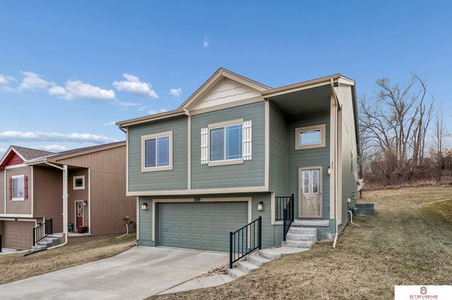 13919 Wood Valley Drive, Omaha, NE 68142