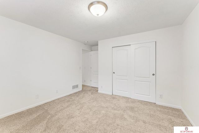 13919 Wood Valley Drive, Omaha, NE 68142