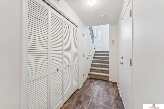 13919 Wood Valley Drive, Omaha, NE 68142