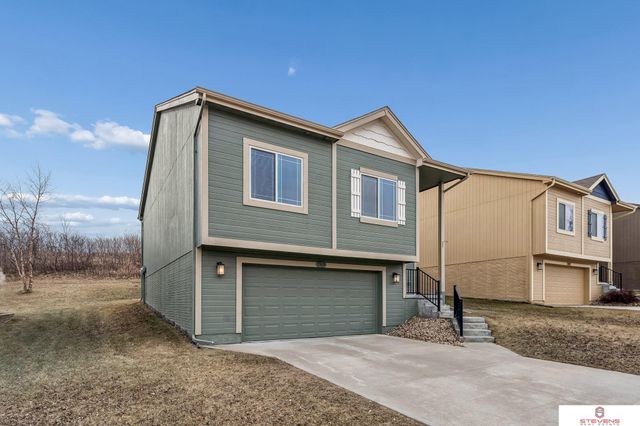 13919 Wood Valley Drive, Omaha, NE 68142