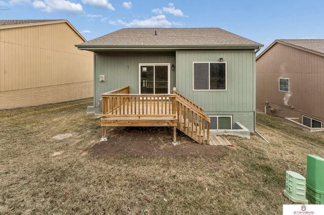 13919 Wood Valley Drive, Omaha, NE 68142