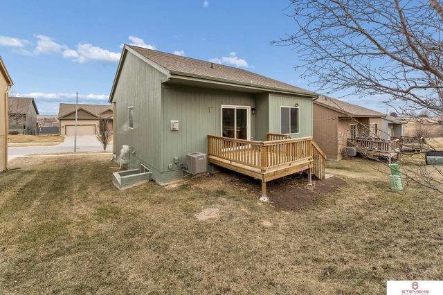 13919 Wood Valley Drive, Omaha, NE 68142