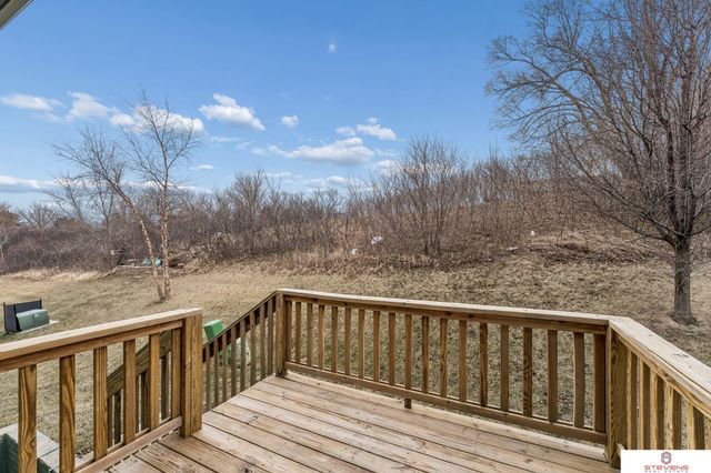 13919 Wood Valley Drive, Omaha, NE 68142