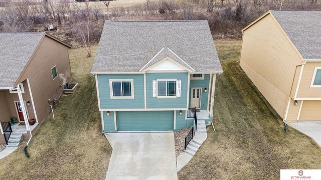 13919 Wood Valley Drive, Omaha, NE 68142