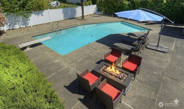 1112 N Cambrian Avenue, Bremerton, WA 98312