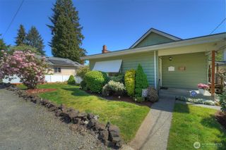 1112 N Cambrian Avenue, Bremerton, WA 98312