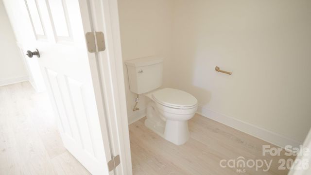 501-B Granby Circle, Charlotte, NC 28217