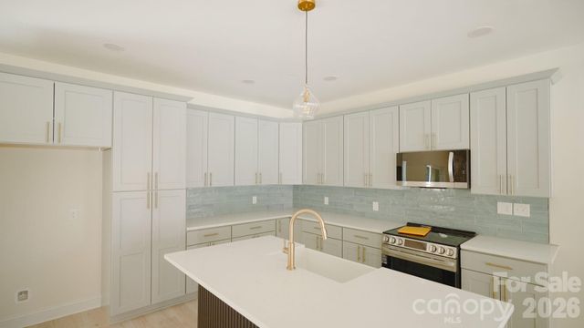 501-B Granby Circle, Charlotte, NC 28217