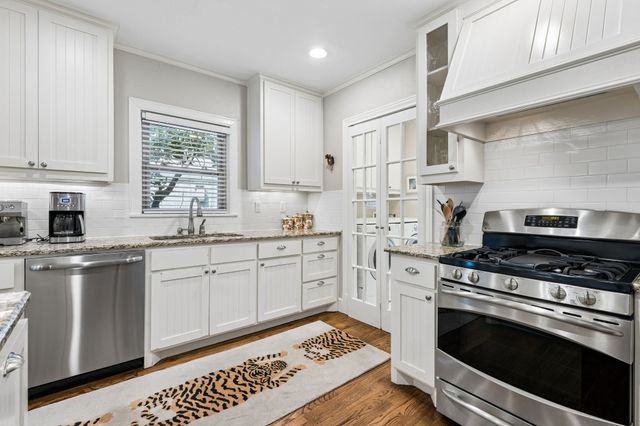 5715 Kenwood Avenue, Dallas, TX 75206