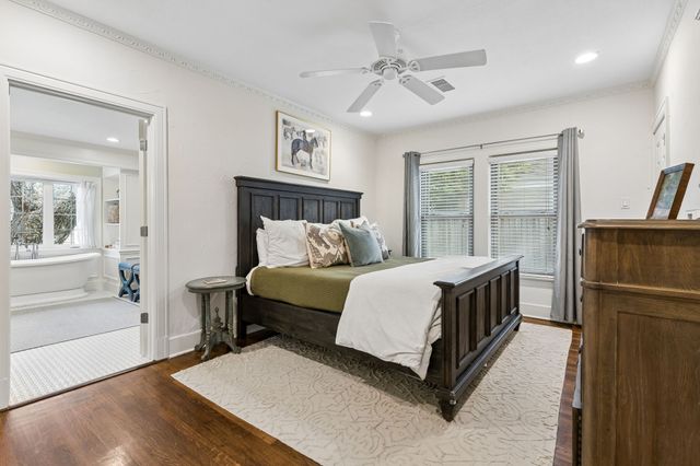 5715 Kenwood Avenue, Dallas, TX 75206