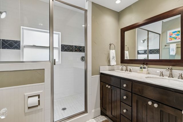 5715 Kenwood Avenue, Dallas, TX 75206