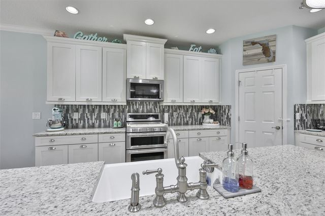 5227 ADMIRAL POINTE DRIVE, Apollo Beach, FL 33572