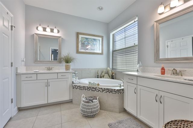 5227 ADMIRAL POINTE DRIVE, Apollo Beach, FL 33572