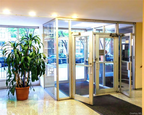 195 Willoughby Avenue 909, Brooklyn, NY 11205