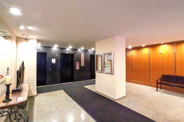 195 Willoughby Avenue 909, Brooklyn, NY 11205