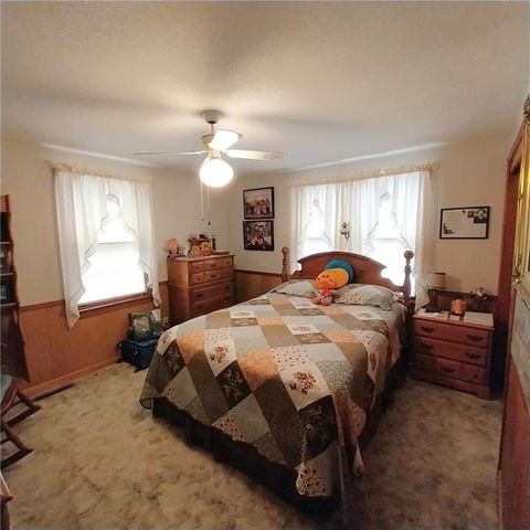 103 N Arnold Avenue, Harrisonville, MO 64701