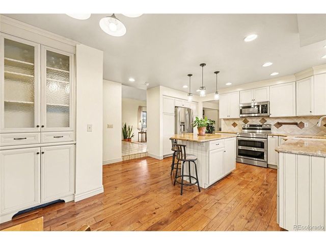 454 Old Stone Dr, Littleton, CO 80126