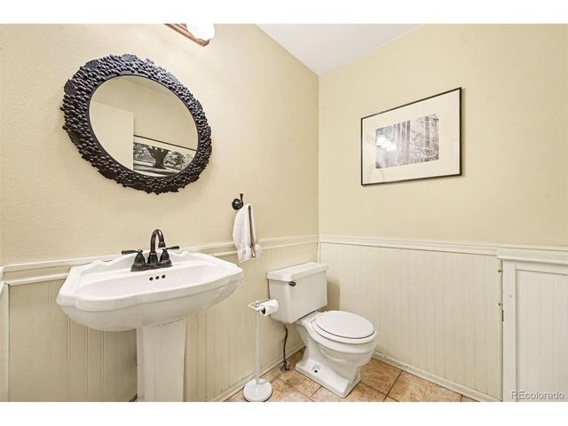 454 Old Stone Dr, Littleton, CO 80126