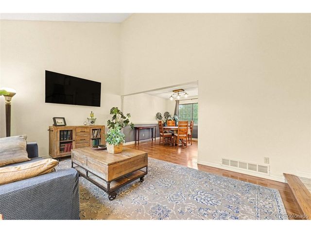 454 Old Stone Dr, Littleton, CO 80126