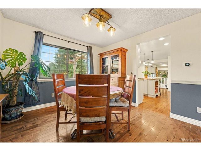 454 Old Stone Dr, Littleton, CO 80126