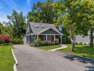244 Westville Avenue, West Caldwell, NJ 07006