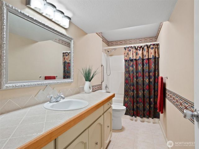 9605 SE 13th Street, Vancouver, WA 98664