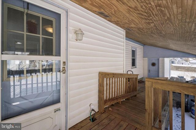 2305 TRIEBEL RD, Abington, PA 19001