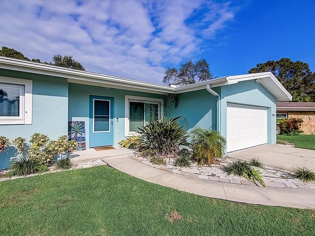 13589 CROFT DRIVE S, Largo, FL 33774