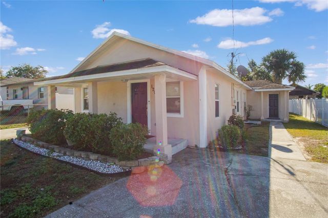 1205 AVENUE F, Haines City, FL 33844