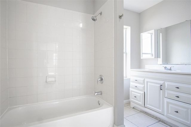 1205 AVENUE F, Haines City, FL 33844