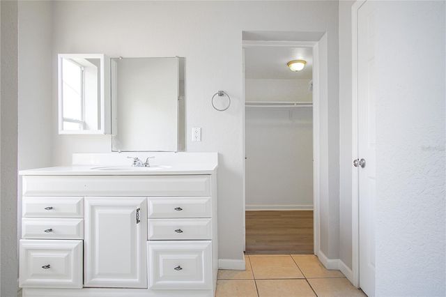 1205 AVENUE F, Haines City, FL 33844