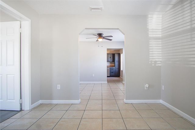 1205 AVENUE F, Haines City, FL 33844