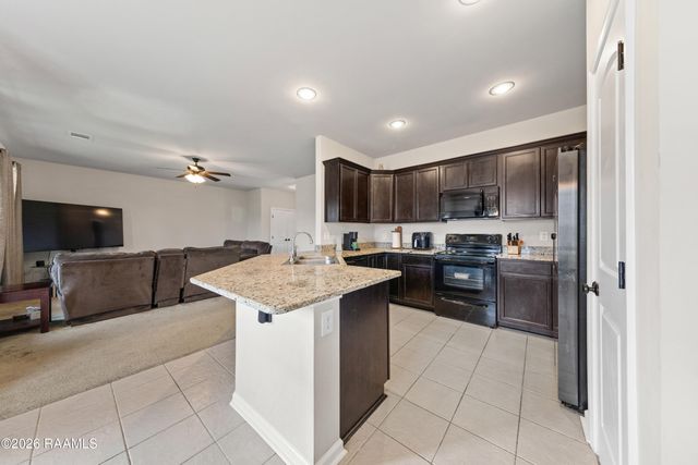 204 Saint Faith Street, Youngsville, LA 70592