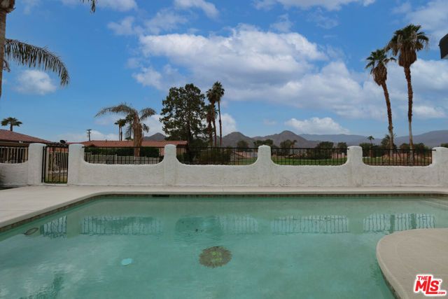 76983 California Drive, Palm Desert, CA 92211
