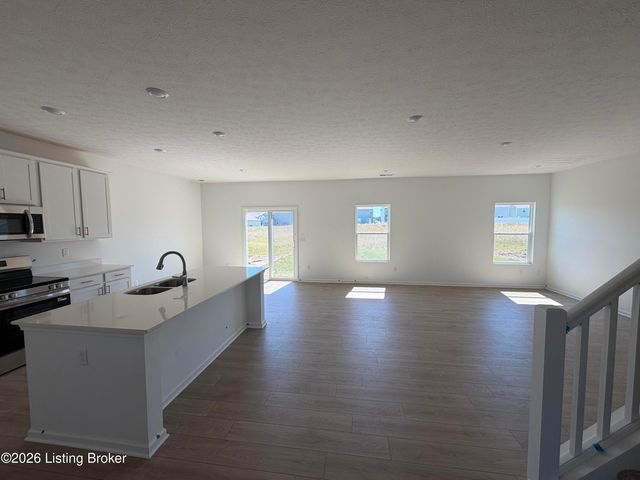 11809 Oriole Slough Ln, Louisville, KY 40229