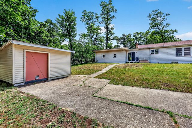 4214 W White Lake Drive, Whitehall City, MI 49461