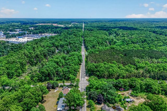 4214 W White Lake Drive, Whitehall City, MI 49461