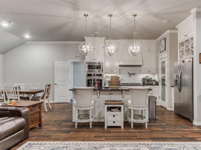 3904 Palisade Lane, Oklahoma City, OK 73179