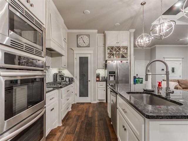 3904 Palisade Lane, Oklahoma City, OK 73179