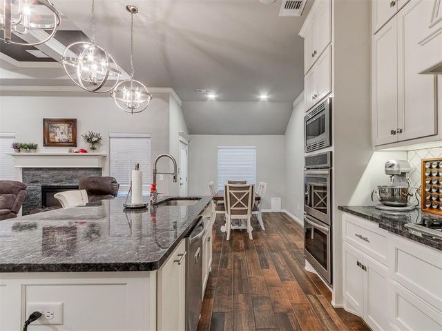 3904 Palisade Lane, Oklahoma City, OK 73179