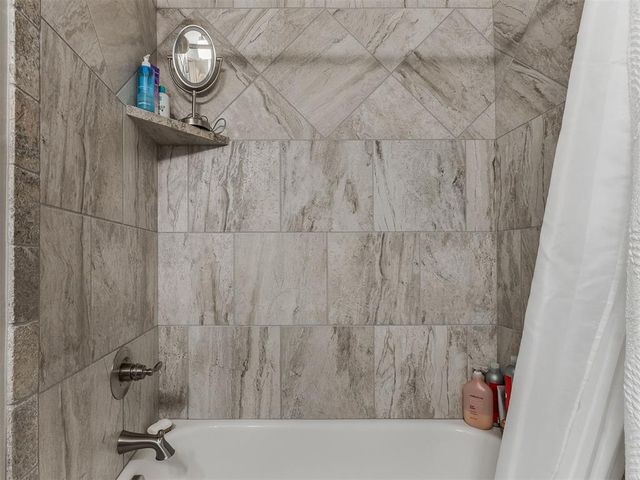 3904 Palisade Lane, Oklahoma City, OK 73179