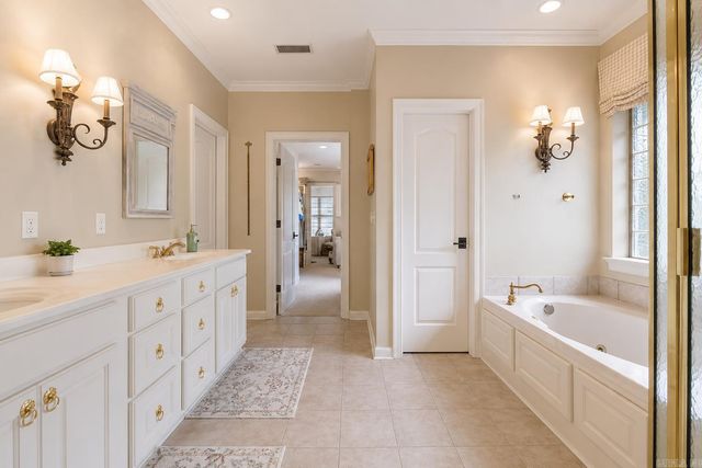 3013 Overbrook Circle, North Little Rock, AR 72116