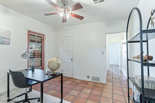 2909 E Lester Street, Tucson, AZ 85716