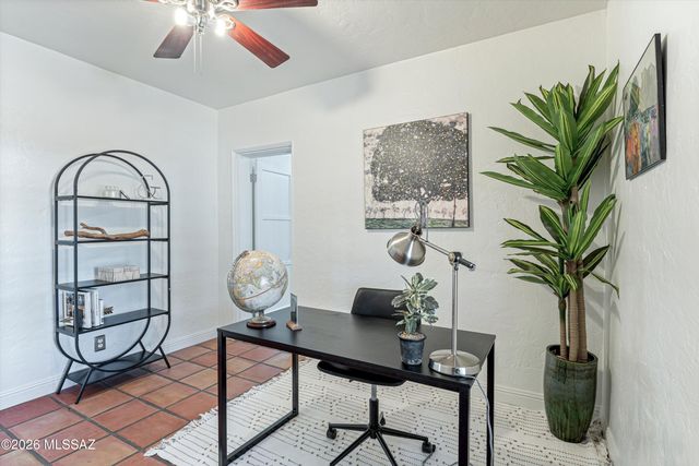 2909 E Lester Street, Tucson, AZ 85716